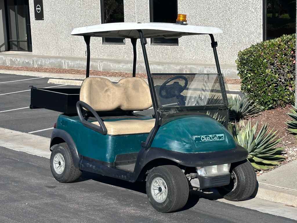 Club Car Precedent W/ Cargo Box