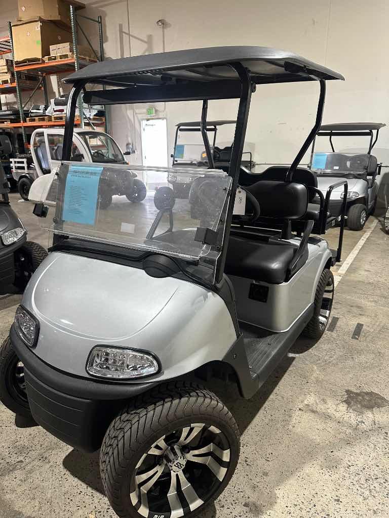 E-Z-GO RXV ELITE