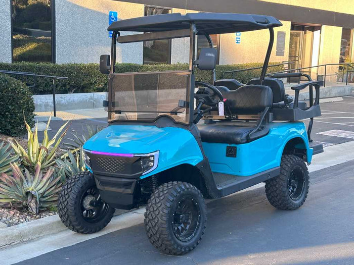 E-Z-GO RXV LIFTED APEX