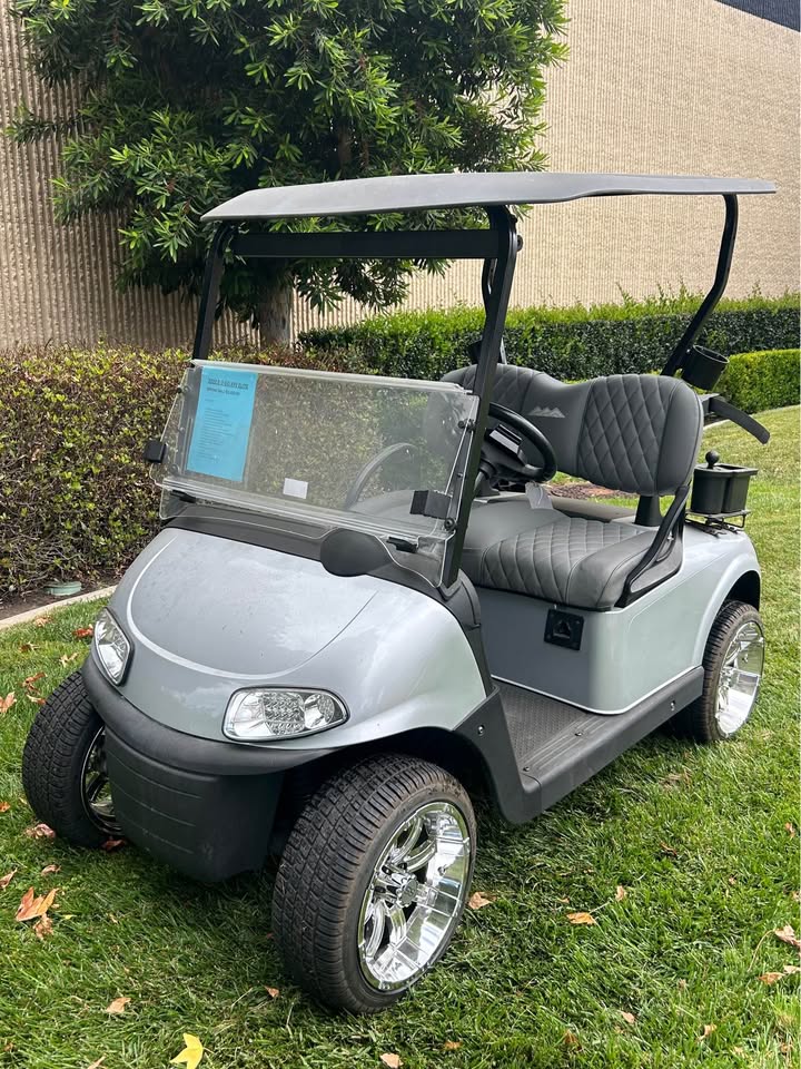 E-Z-GO RXV ELITE
