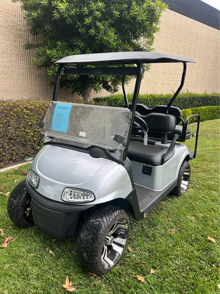 E-Z-GO RXV ELITE