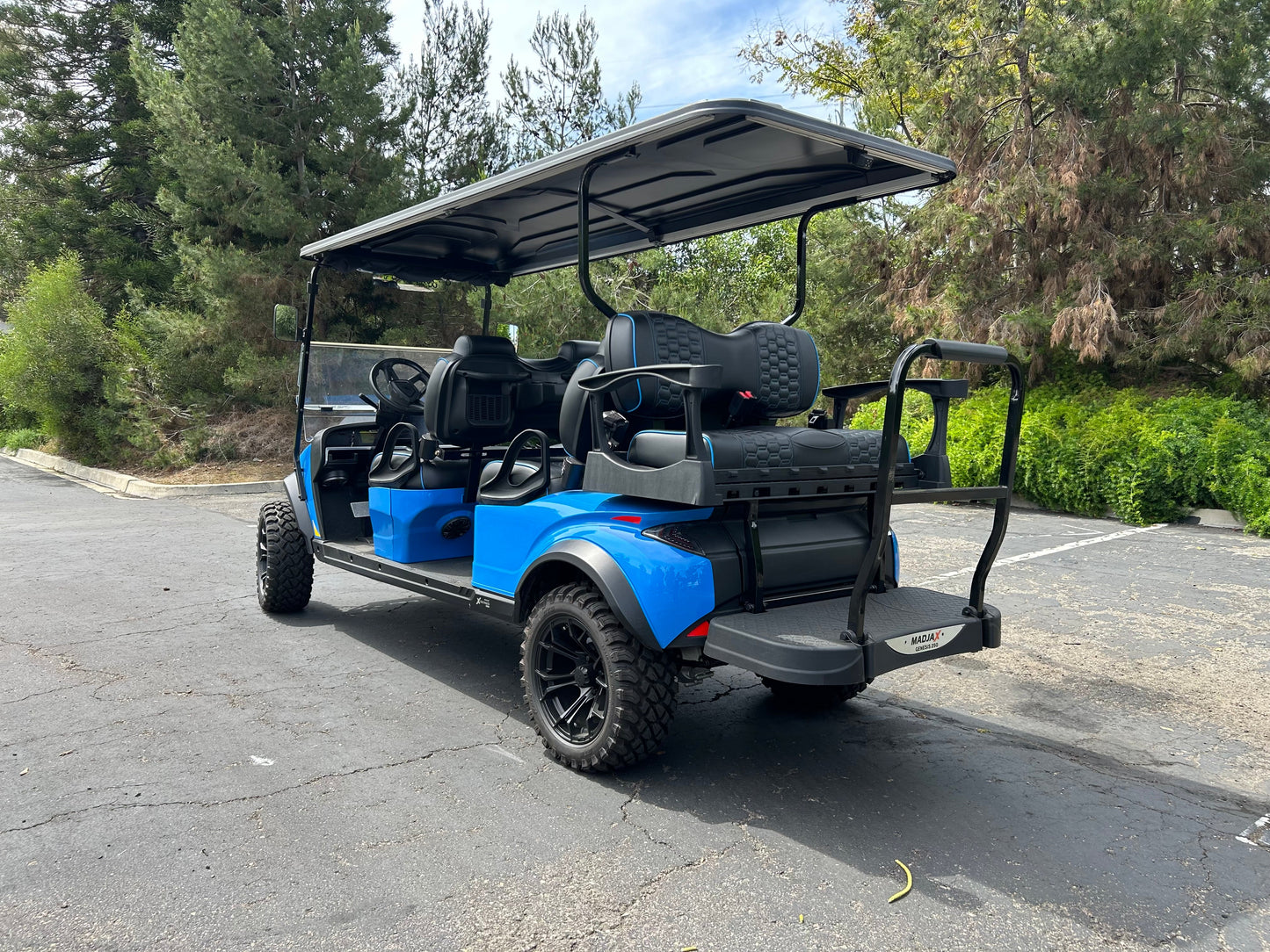 2025 MADJAX X SERIES LIFTED 6 PASSANGER
