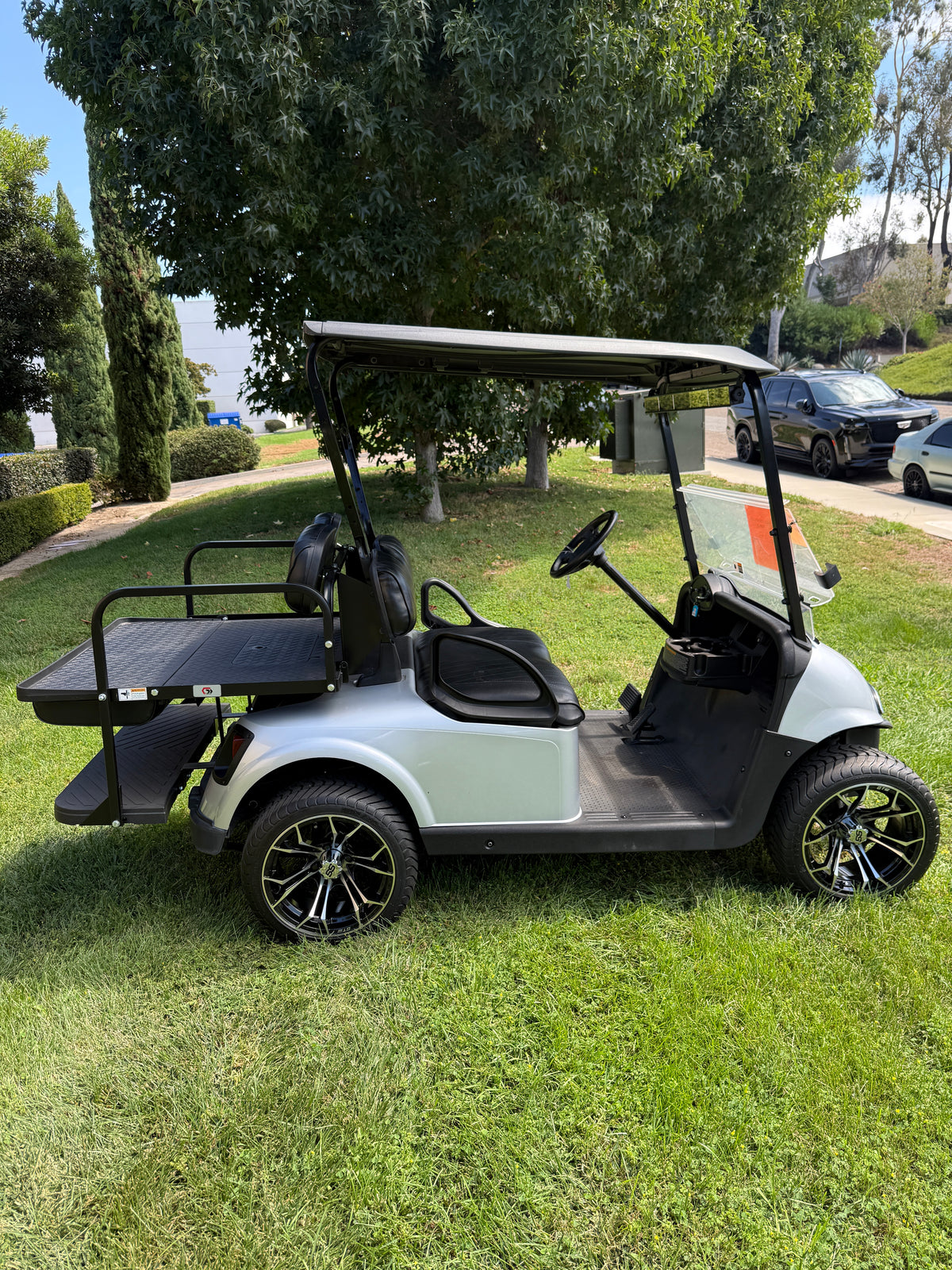 E-Z-GO RXV ELITE