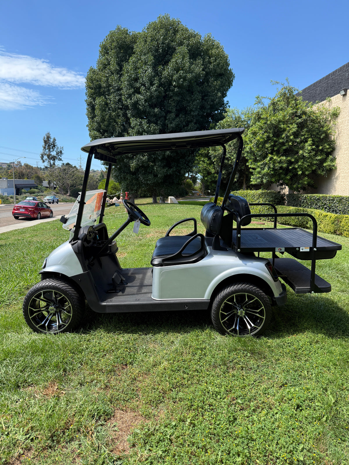 E-Z-GO RXV ELITE