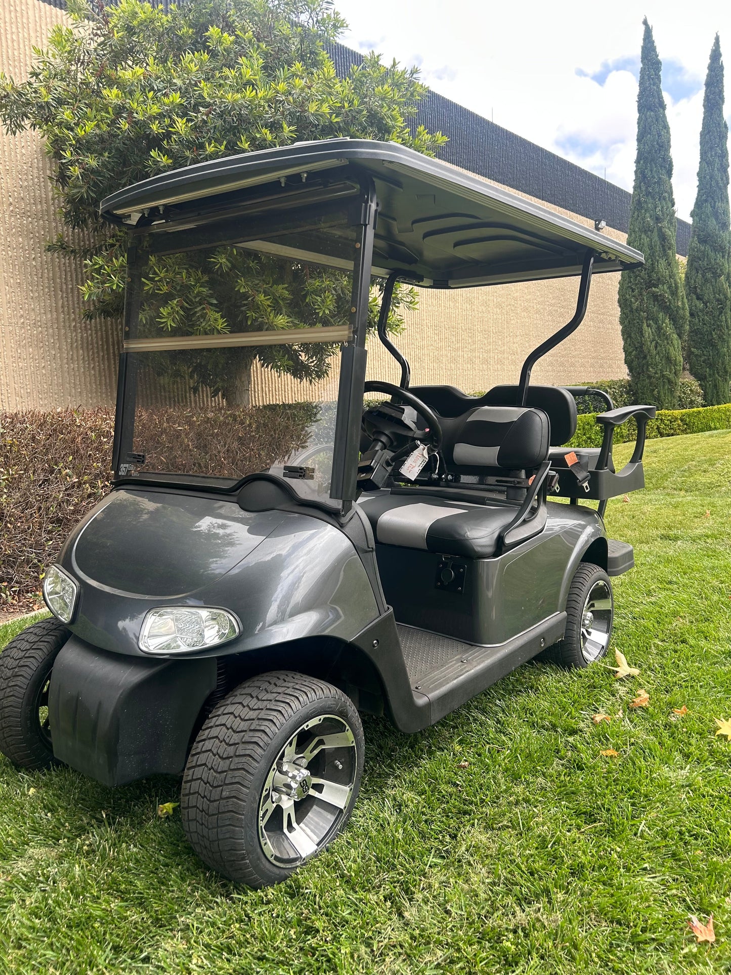 2020 E-Z-GO RXV ELITE