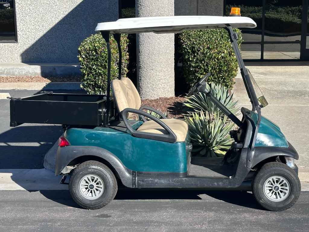 Club Car Precedent W/ Cargo Box